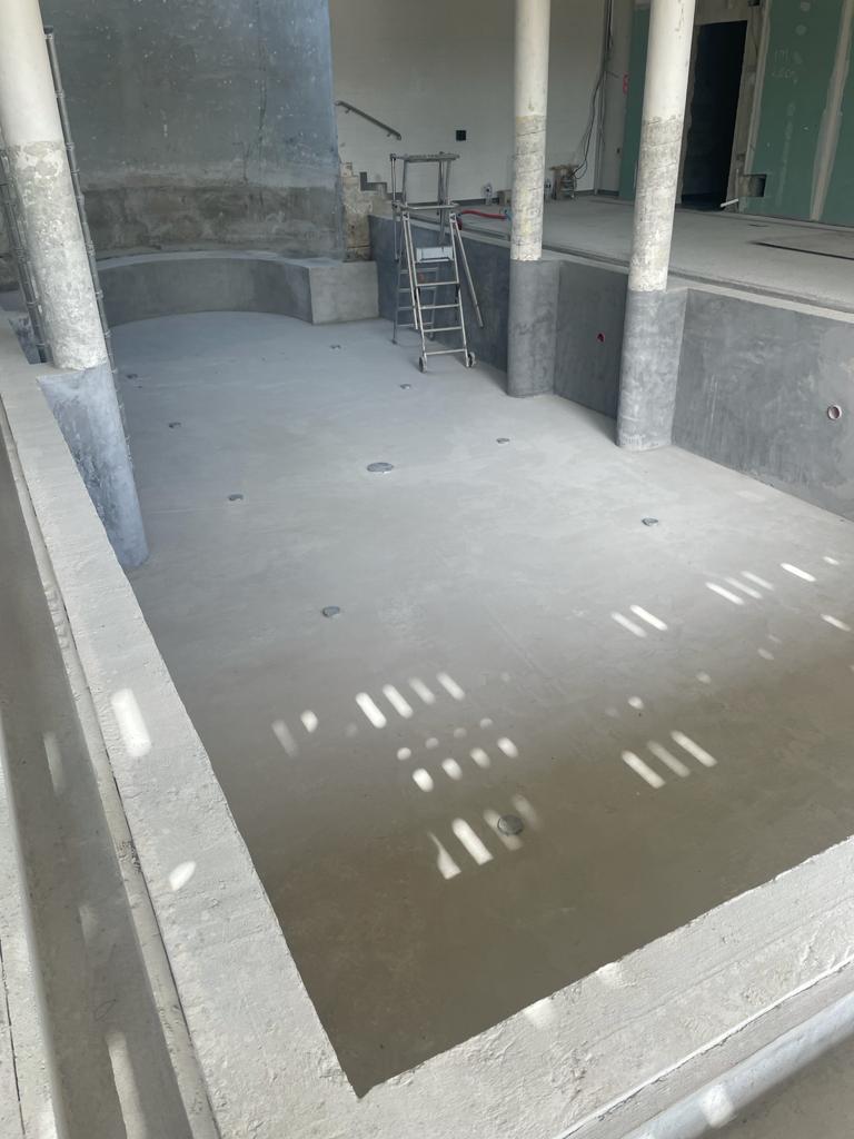 Rénovation intérieure de la piscine